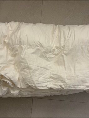 Quince King poly-fill all-season duvet